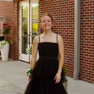 Meet your Posher, Ella